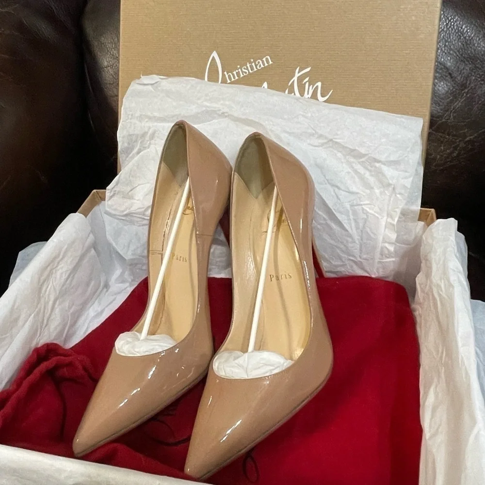 Christian Louboutin “So Kate” stiletto 120mm Nude Patent leather, EU 40.5